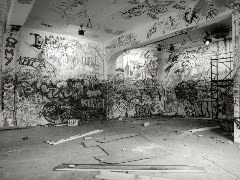 Monica Cuoghi e Claudio Corsello • Bombing Party - La città ideale