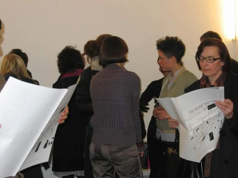 Too near too far • An introduction to the Australian indipendent art scene