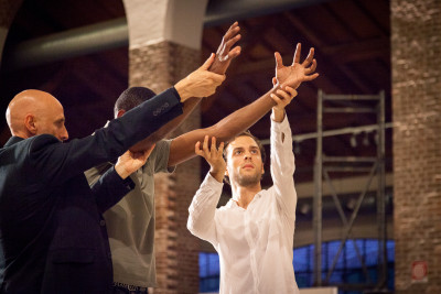 Nico Angiuli • The Tools' dance - Collective Performance