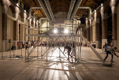 Nico Angiuli • The Tools' dance - Collective Performance