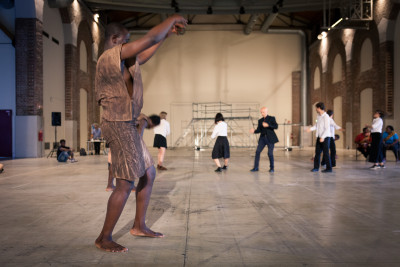 Nico Angiuli • The Tools' dance - Collective Performance